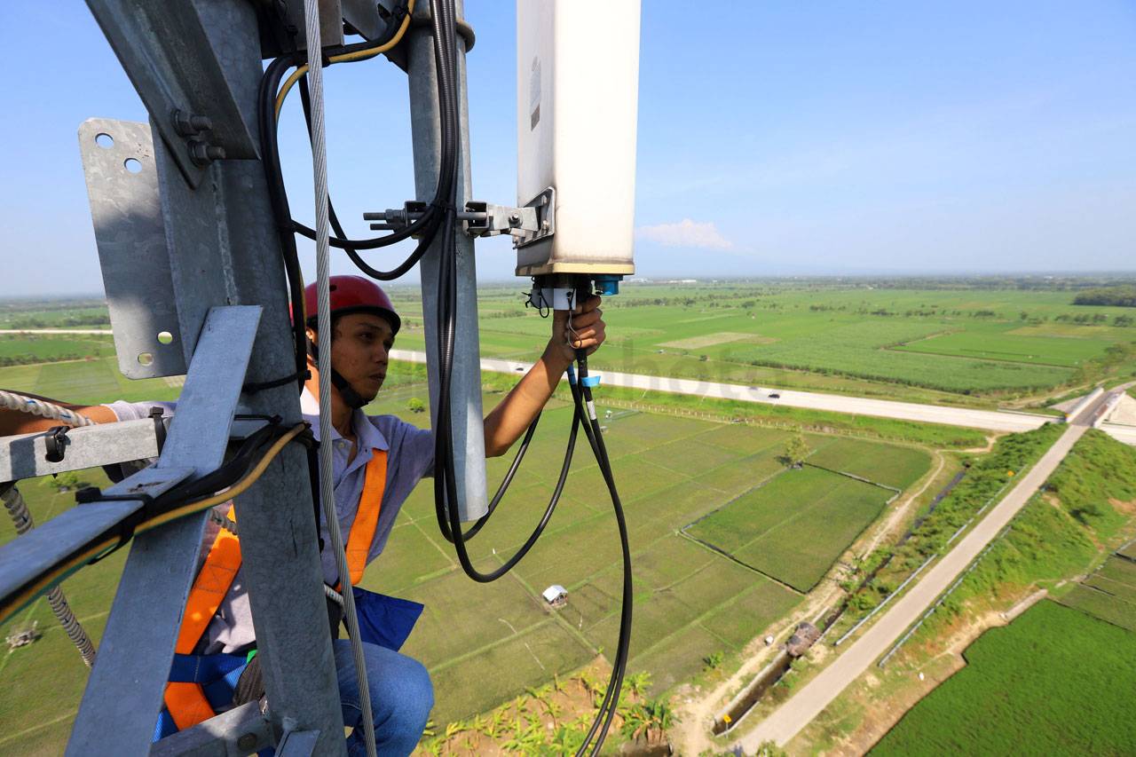 XL Axiata Berikan Layanan...