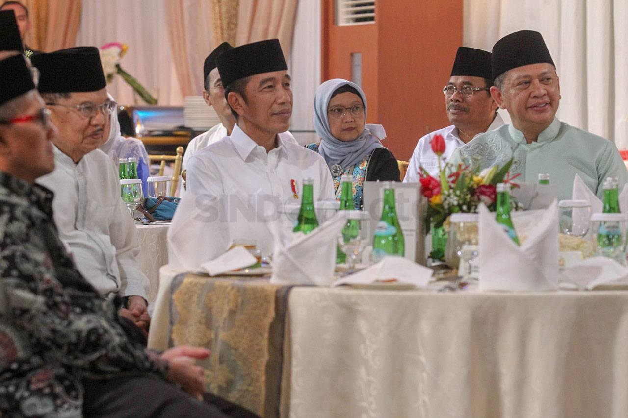 Presiden Jokowi Buka...