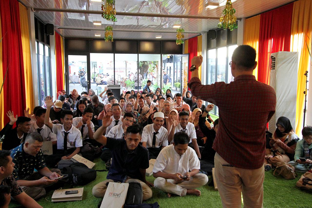 BNI Gelar Kelas Kreatif...