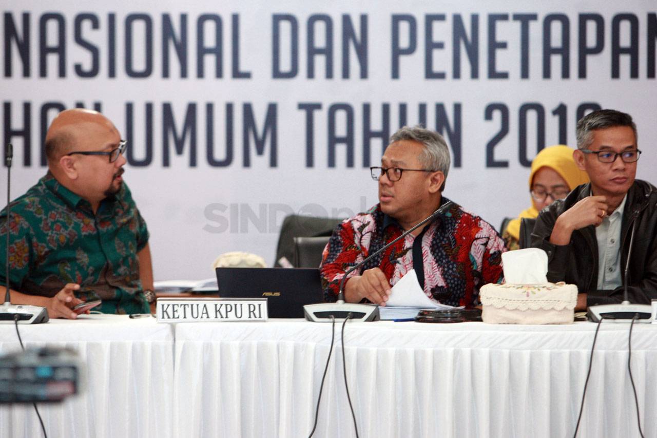 KPU Gelar Rapat Pleno...