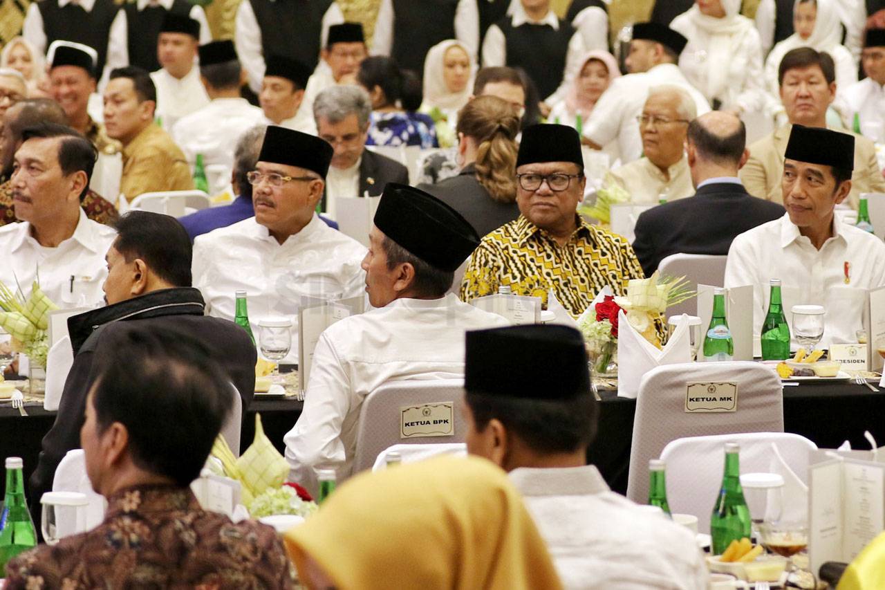 Presiden Jokowi Buka...