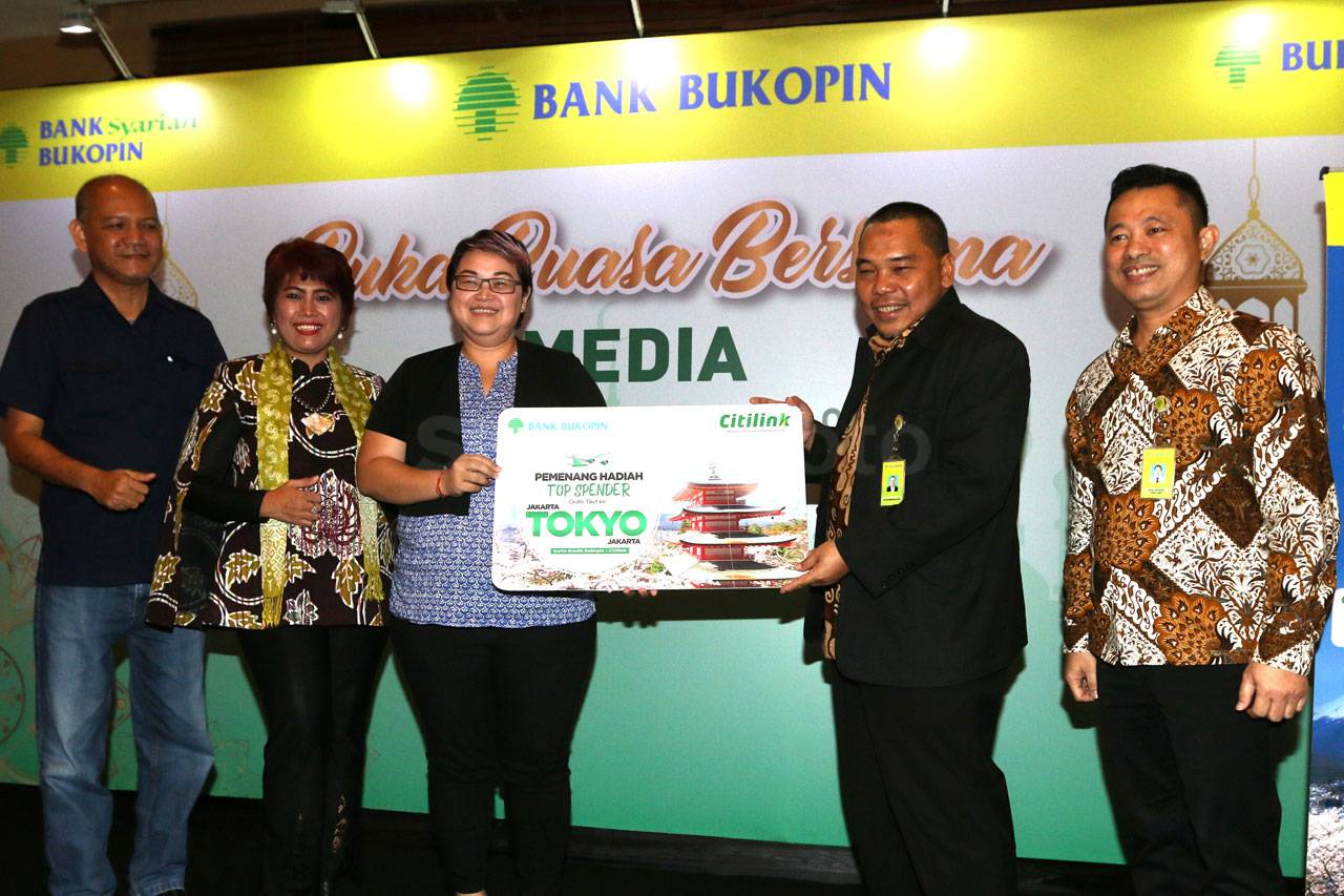 Bank Bukopin Gelar Buka...
