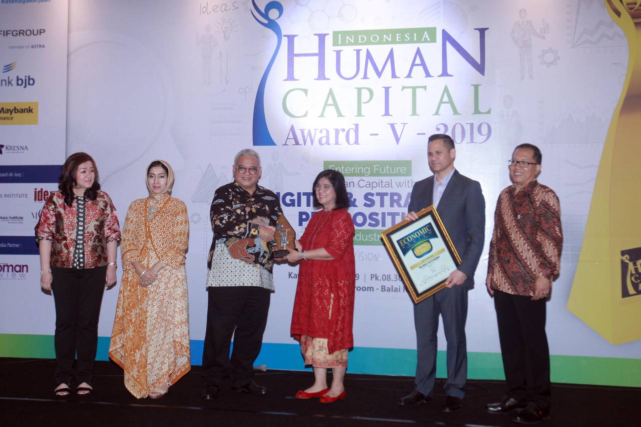 Bank DBS Indonesia Raih...