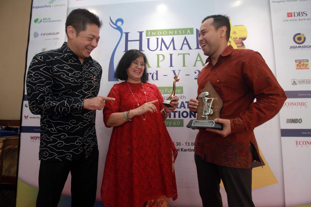 Bank DBS Indonesia Raih...