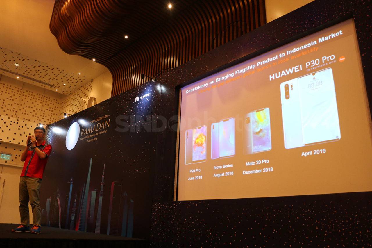 HUAWEI Luncurkan Series...