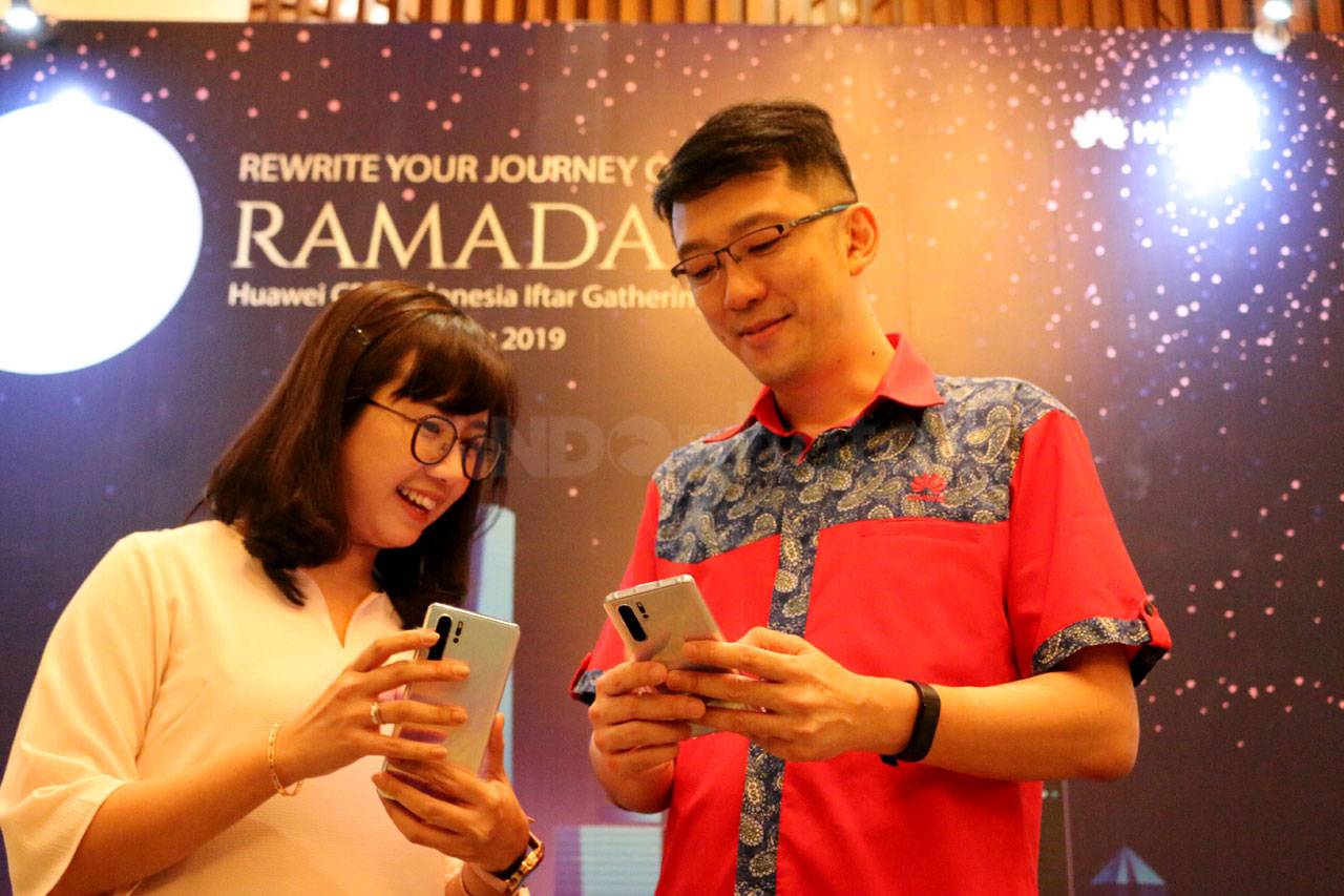 HUAWEI Luncurkan Series...