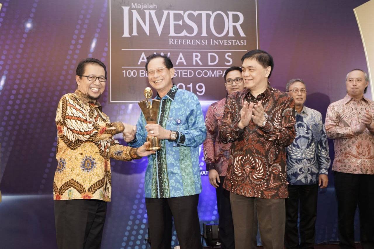 BCA DinobatkanSebagai...