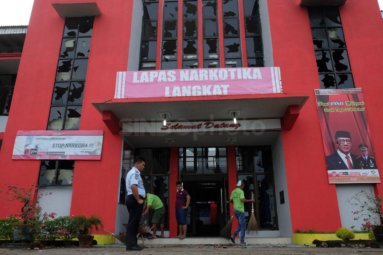 Rusuh di Lapas Narkotika...