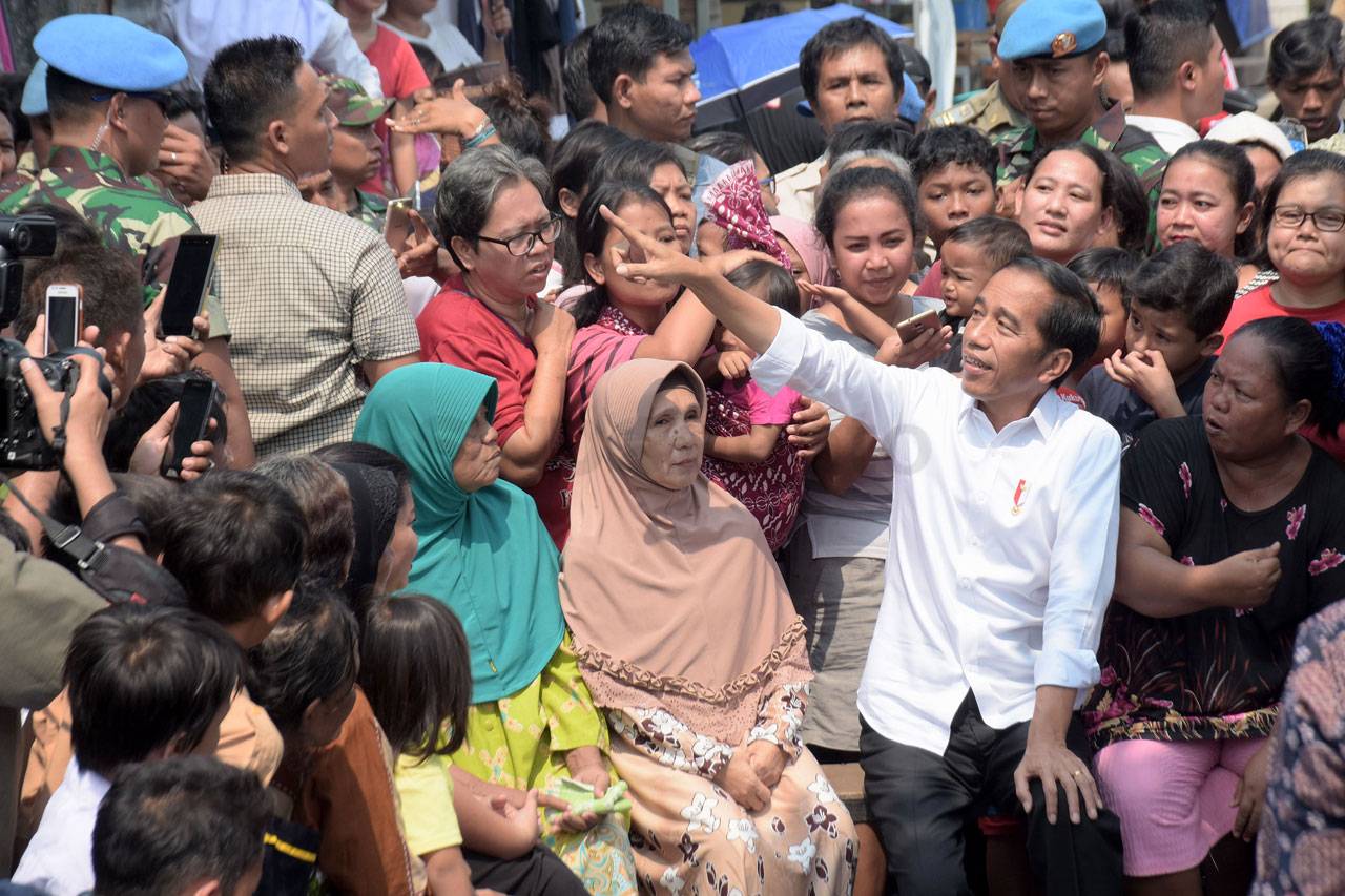 Capres Jokowi Sampaikan...
