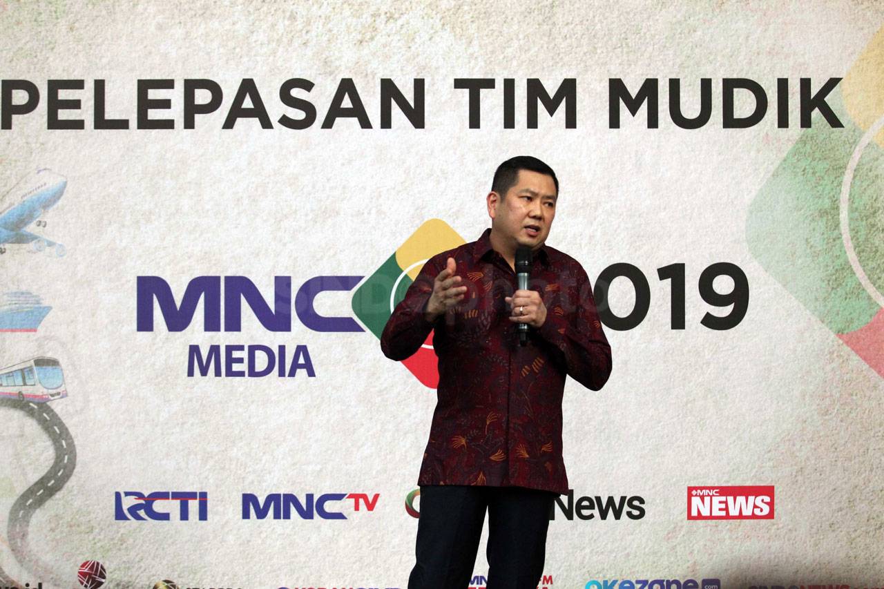 Menhub Lepas Tim Mudik...