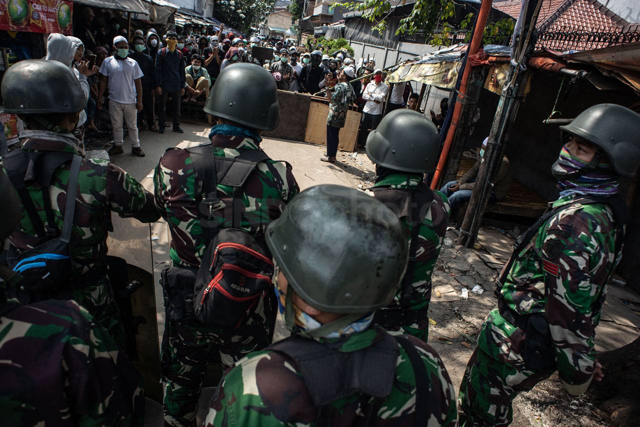 TNI Amankan Jalan KS...