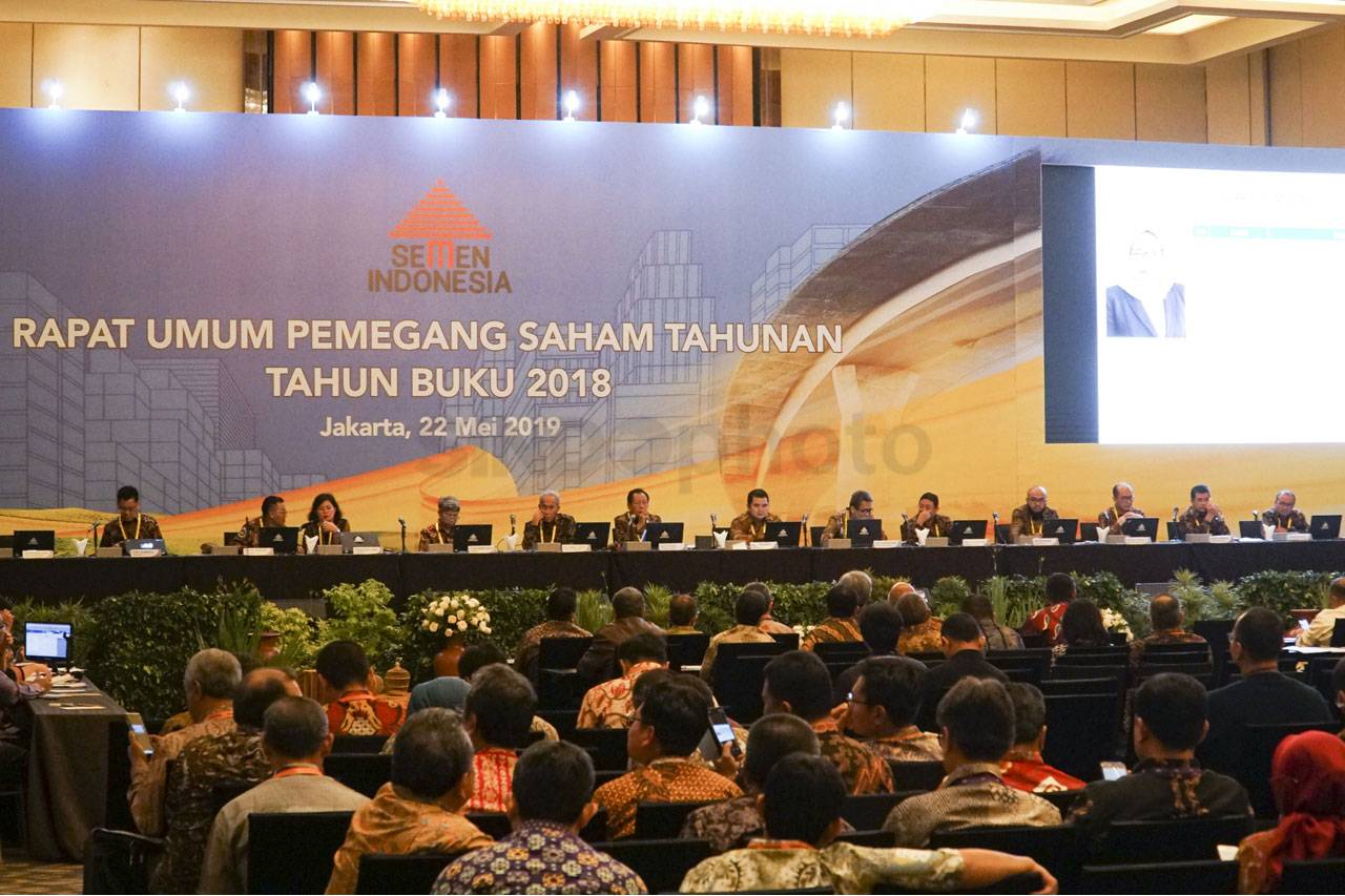 Semen Indonesia Bagikan...