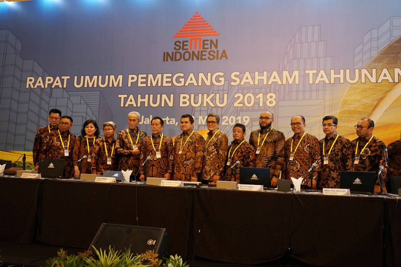 Semen Indonesia Bagikan...