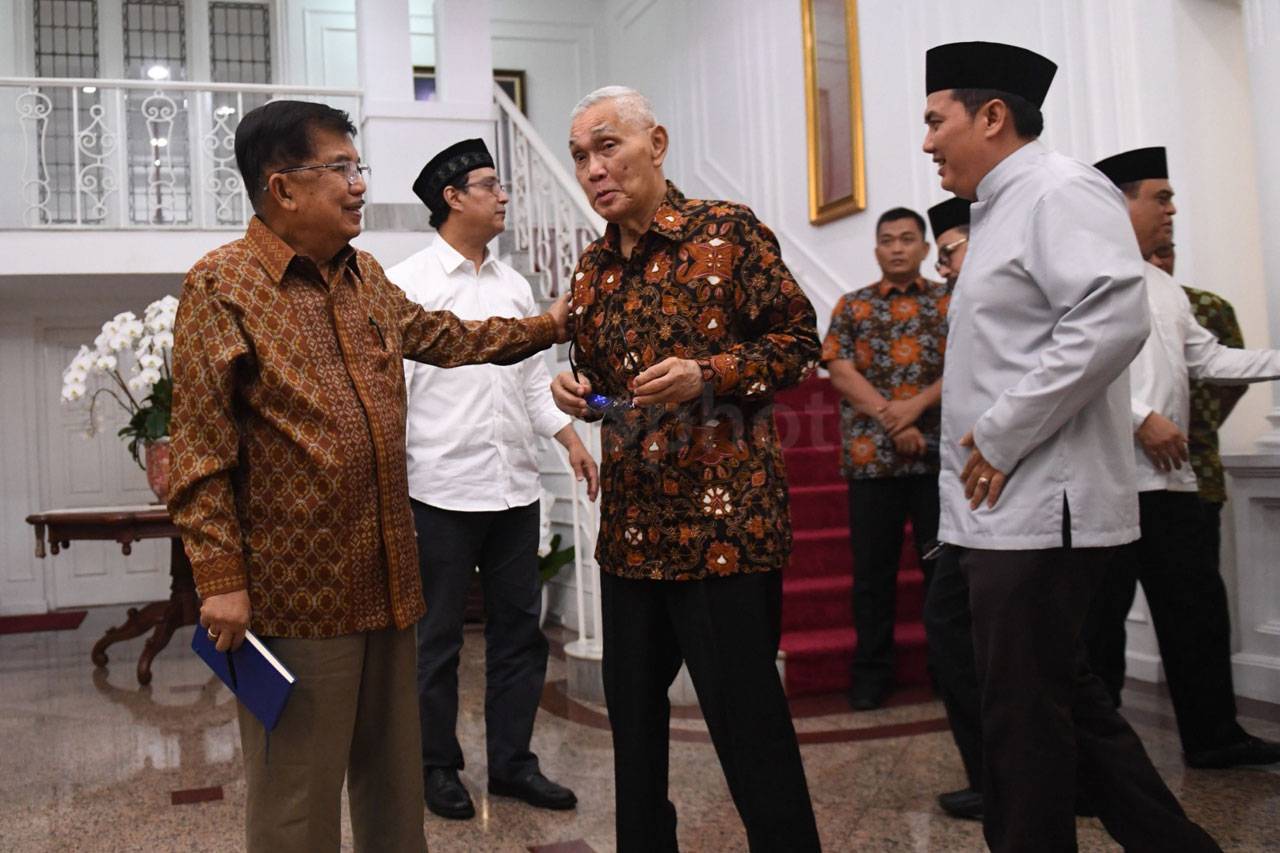 Wapres Jusuf Kalla Bertemu...