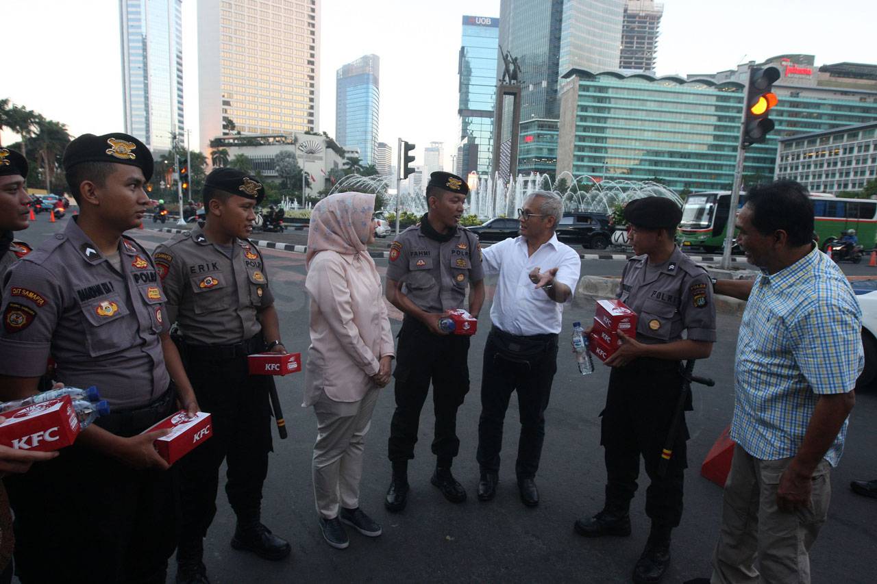 TKN dan Relawan GOJO...