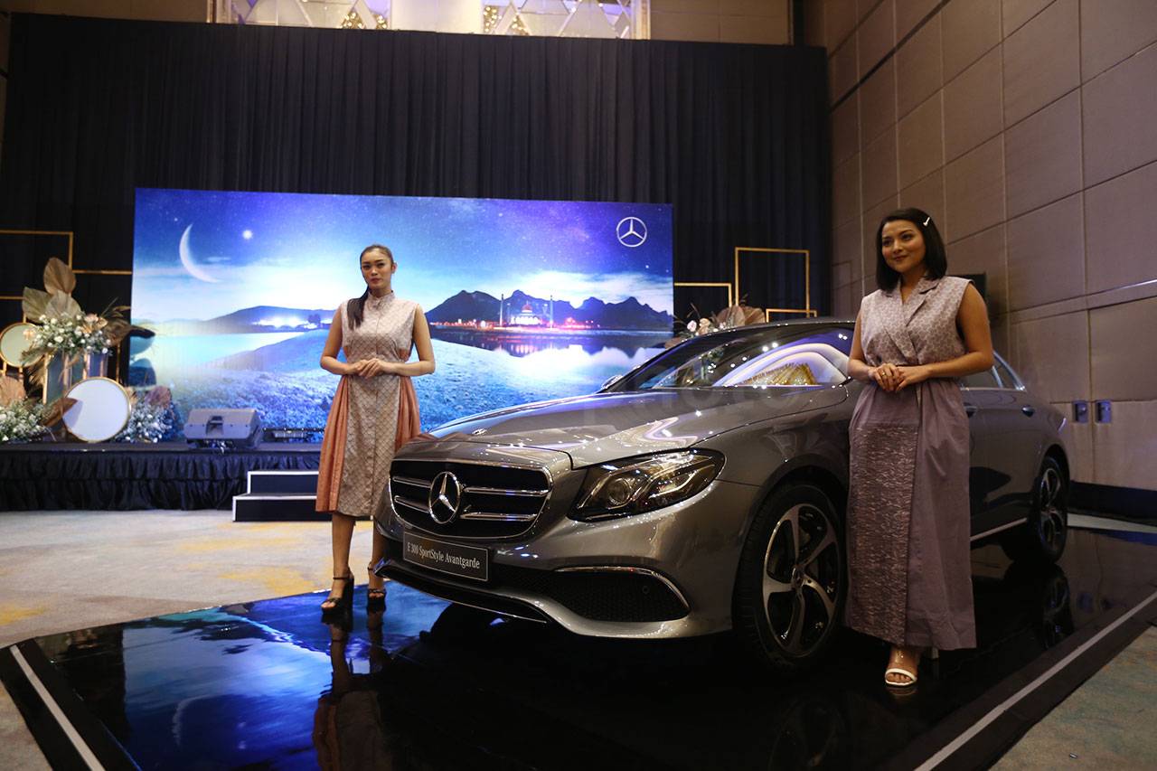 Mercedes-Benz Indonesia...