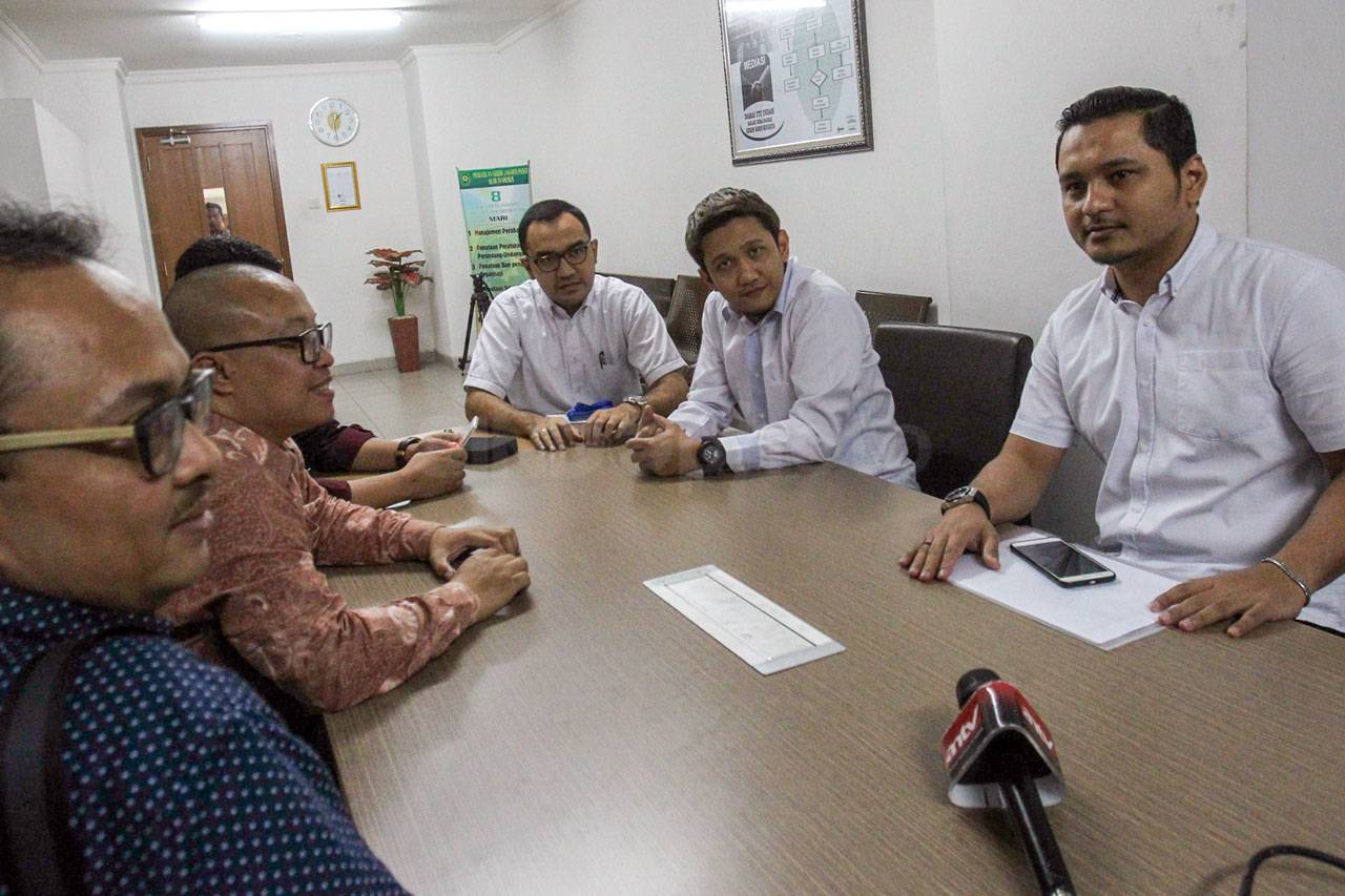 Priscillia Georgia Akan...
