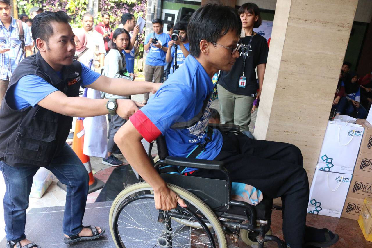 98 Penyandang Disabilitas...
