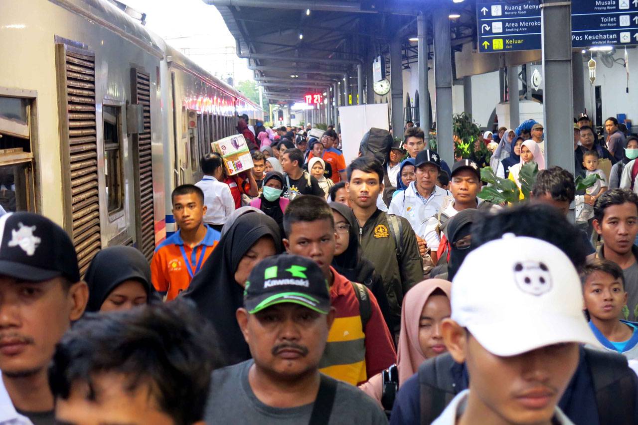 Perum Jamkrindo Berangkatkan...