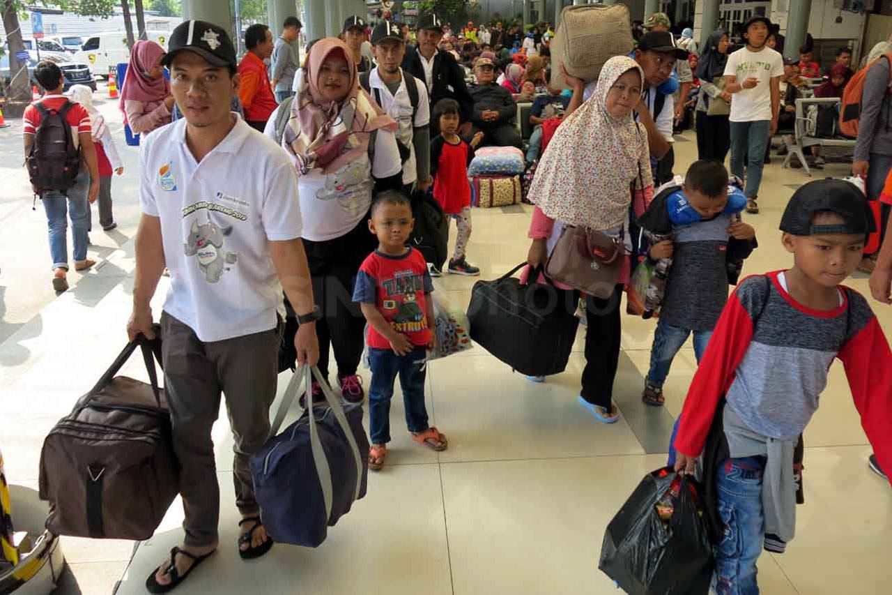Perum Jamkrindo Berangkatkan...