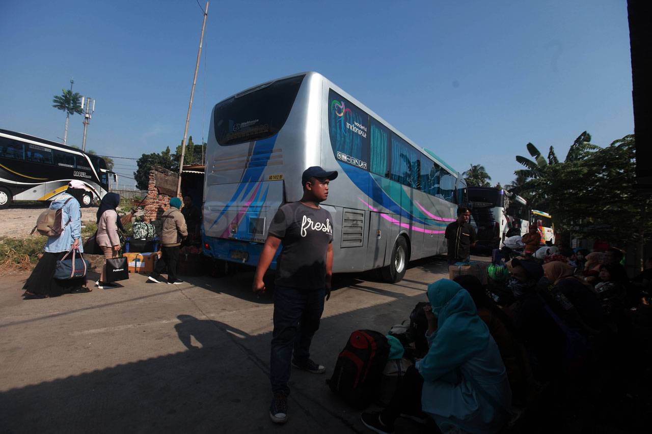 H-5 Lebaran, Terminal...