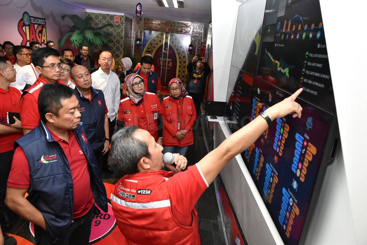 Telkomsel Siap Hadapi...