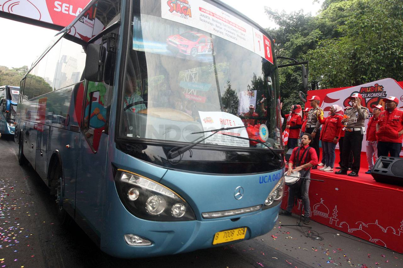 Telkomsel Berangkatkan...