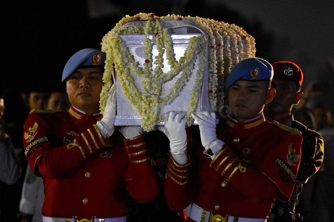 Jenazah Ani Yudhoyono...