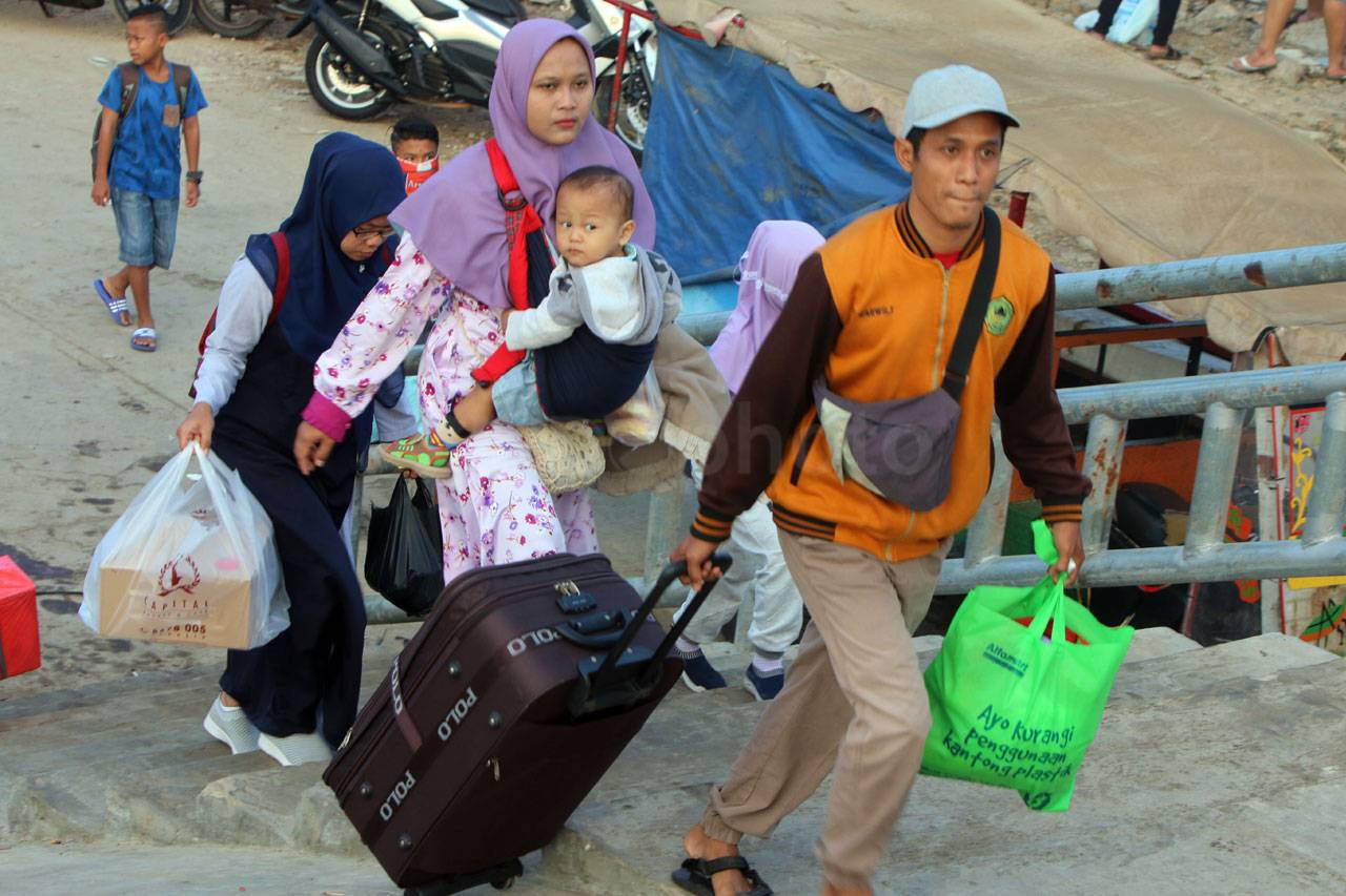 Arus Mudik ke Kepulauan...