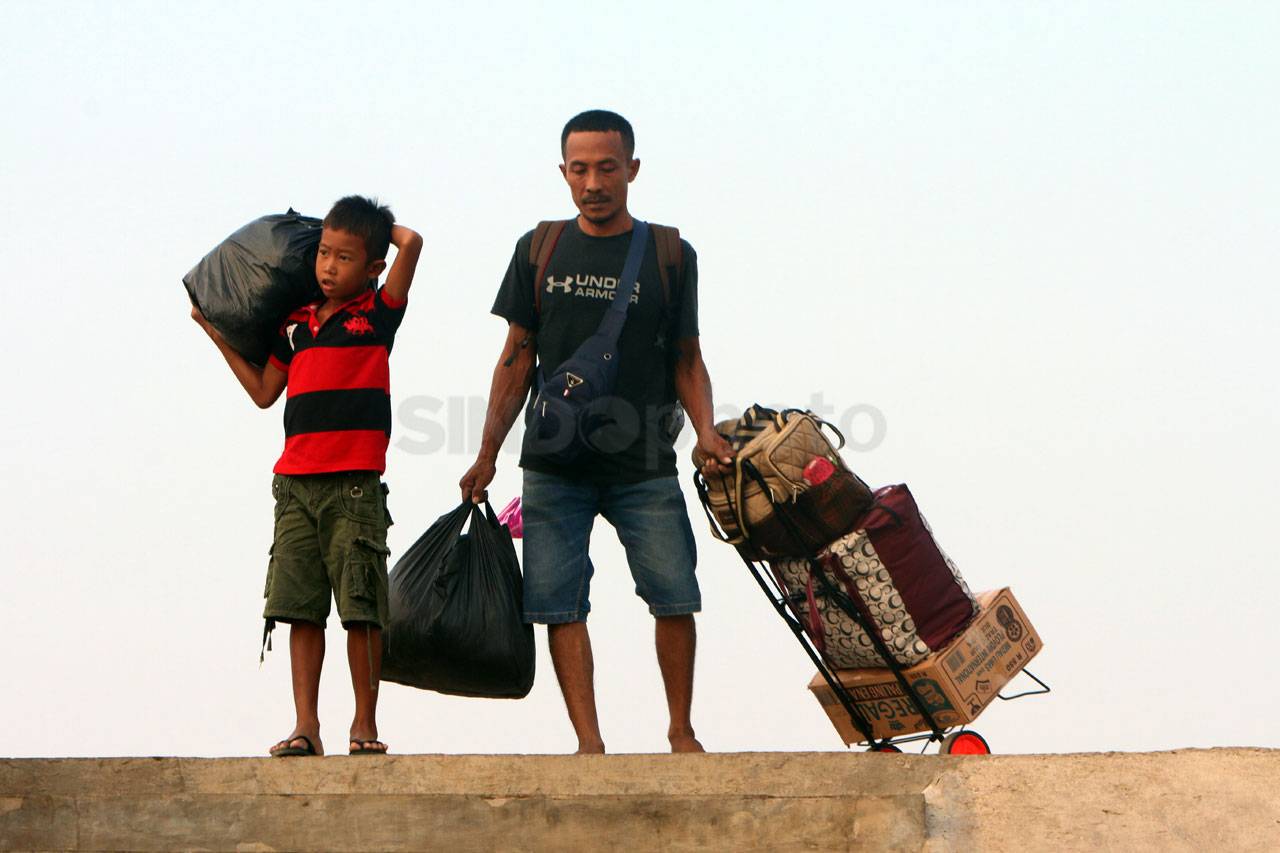 Arus Mudik ke Kepulauan...