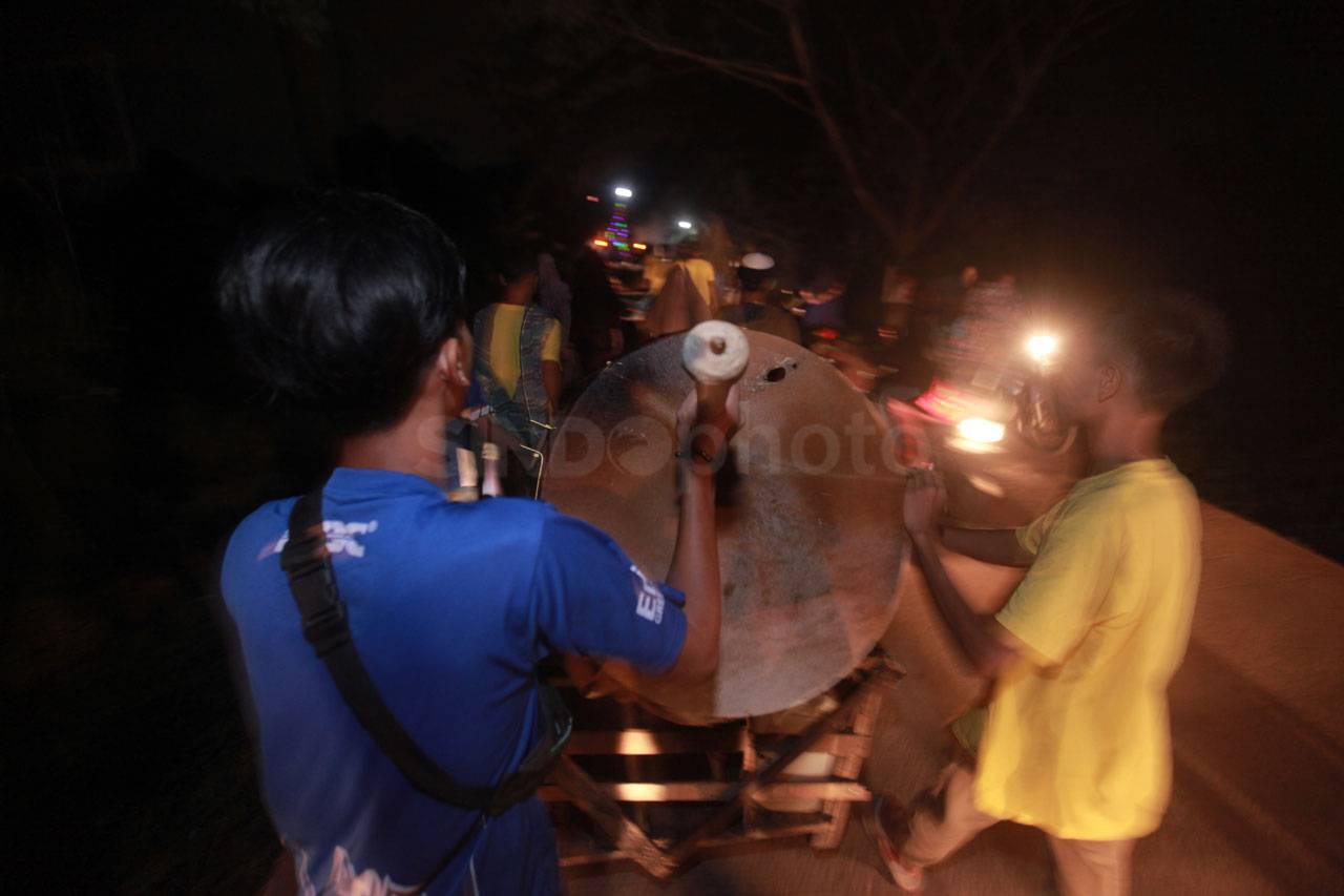 Pawai Obor Sambut Hari...