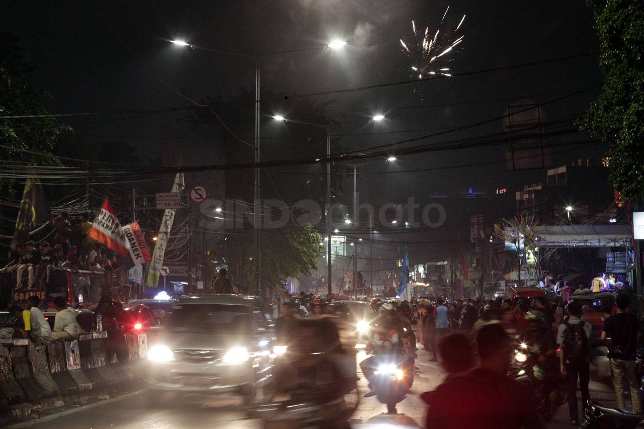 Warga Jakarta Rayakan...