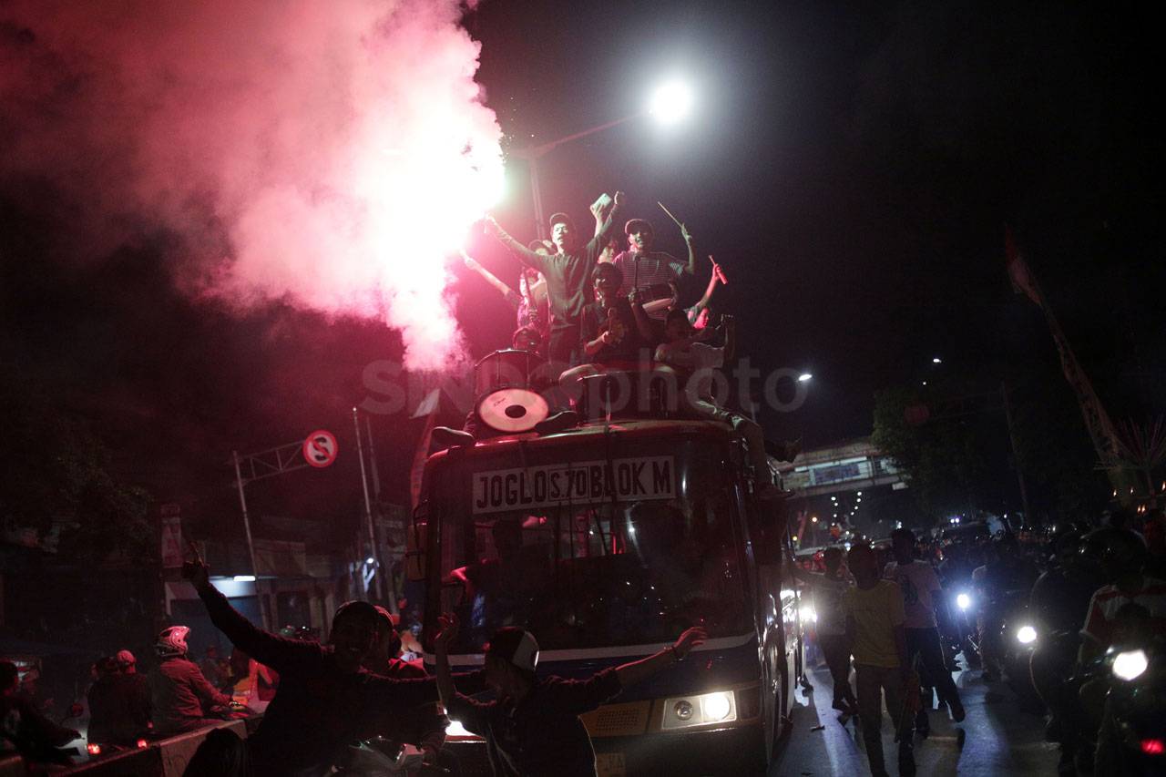 Warga Jakarta Rayakan...
