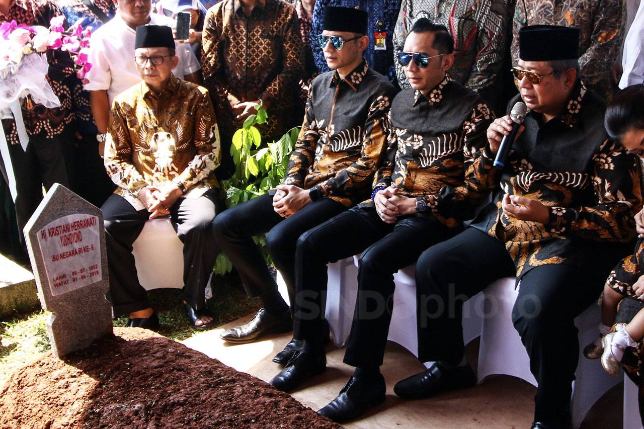 SBY Ziarah ke Makam...