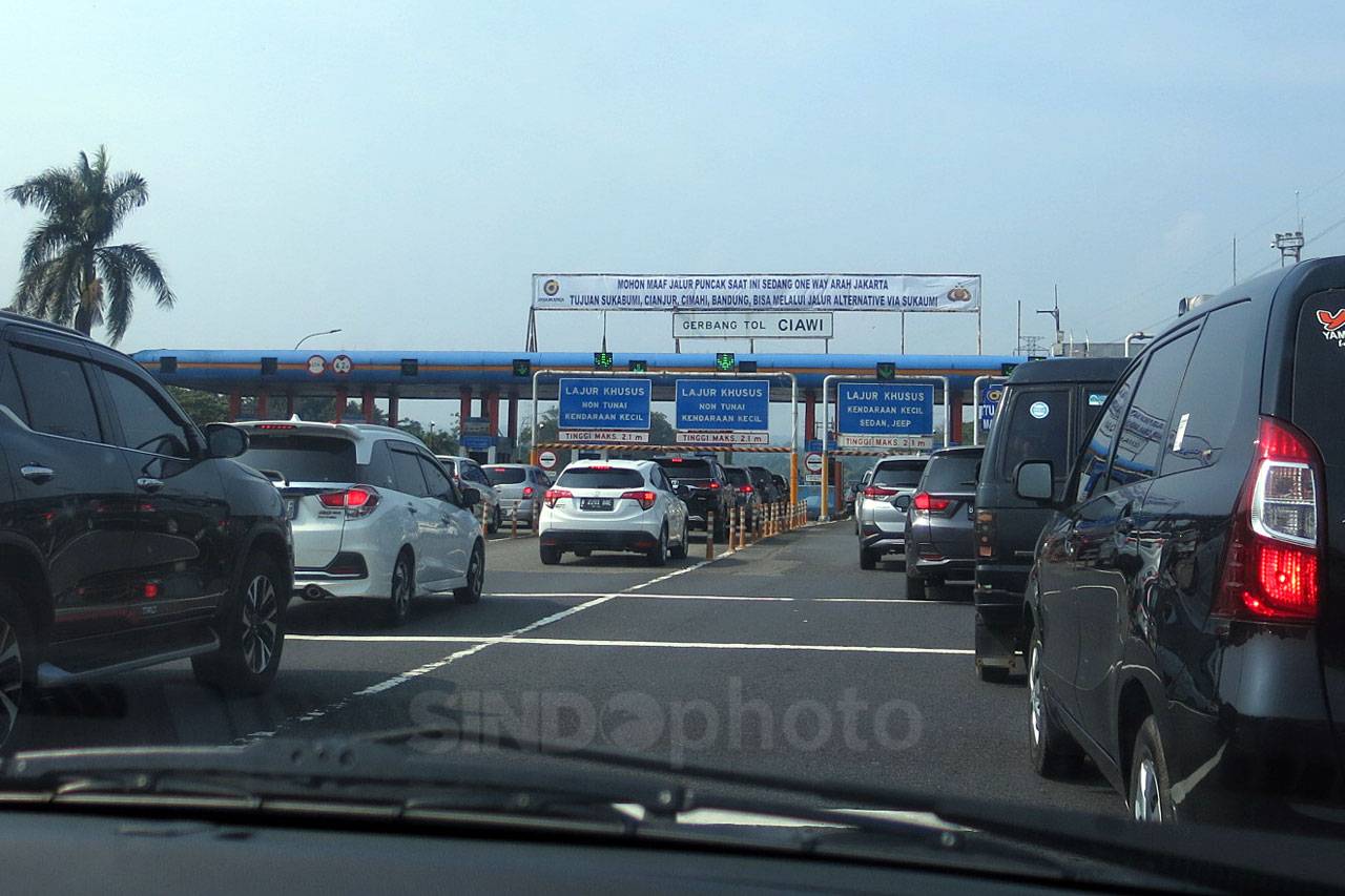 Warga Jakarta Liburan...