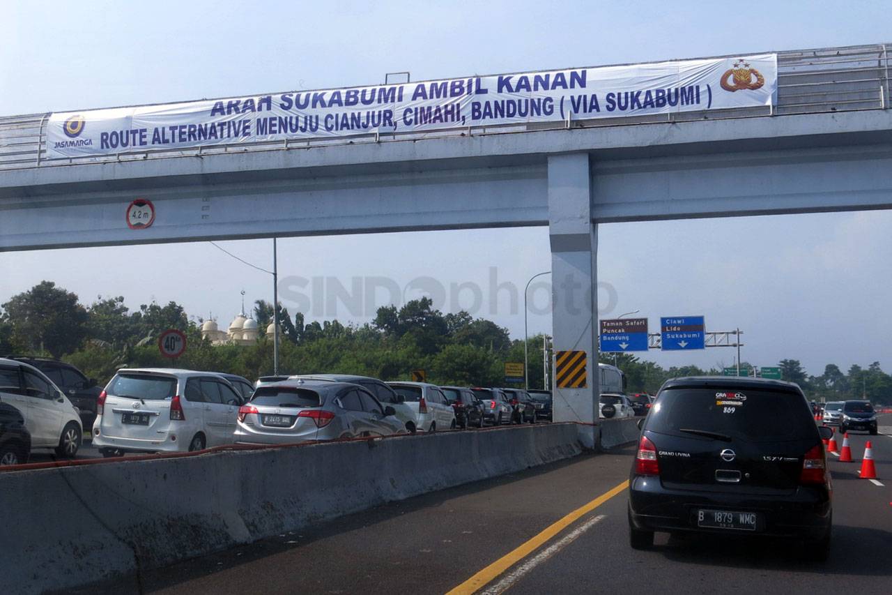 Warga Jakarta Liburan...