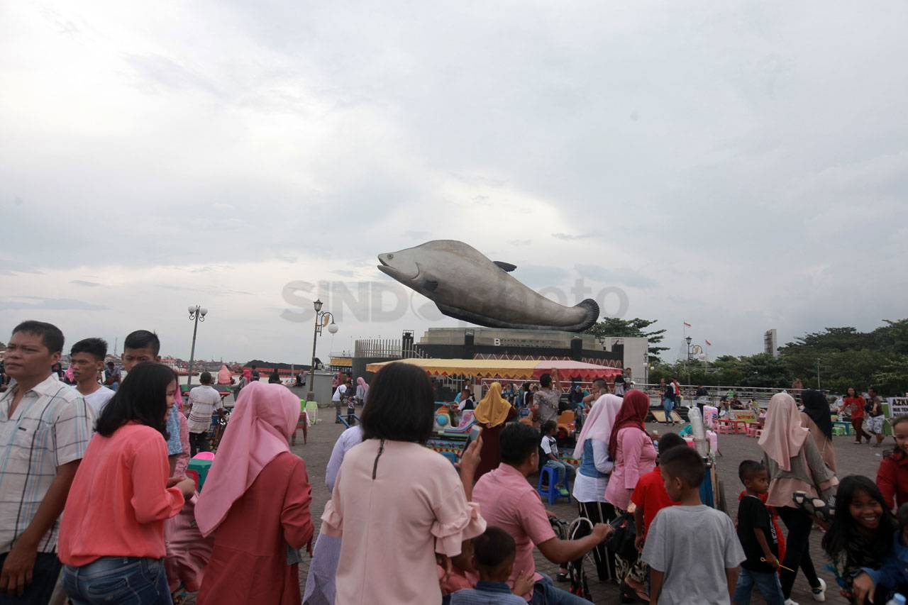 Menikmati Sungai Musi...