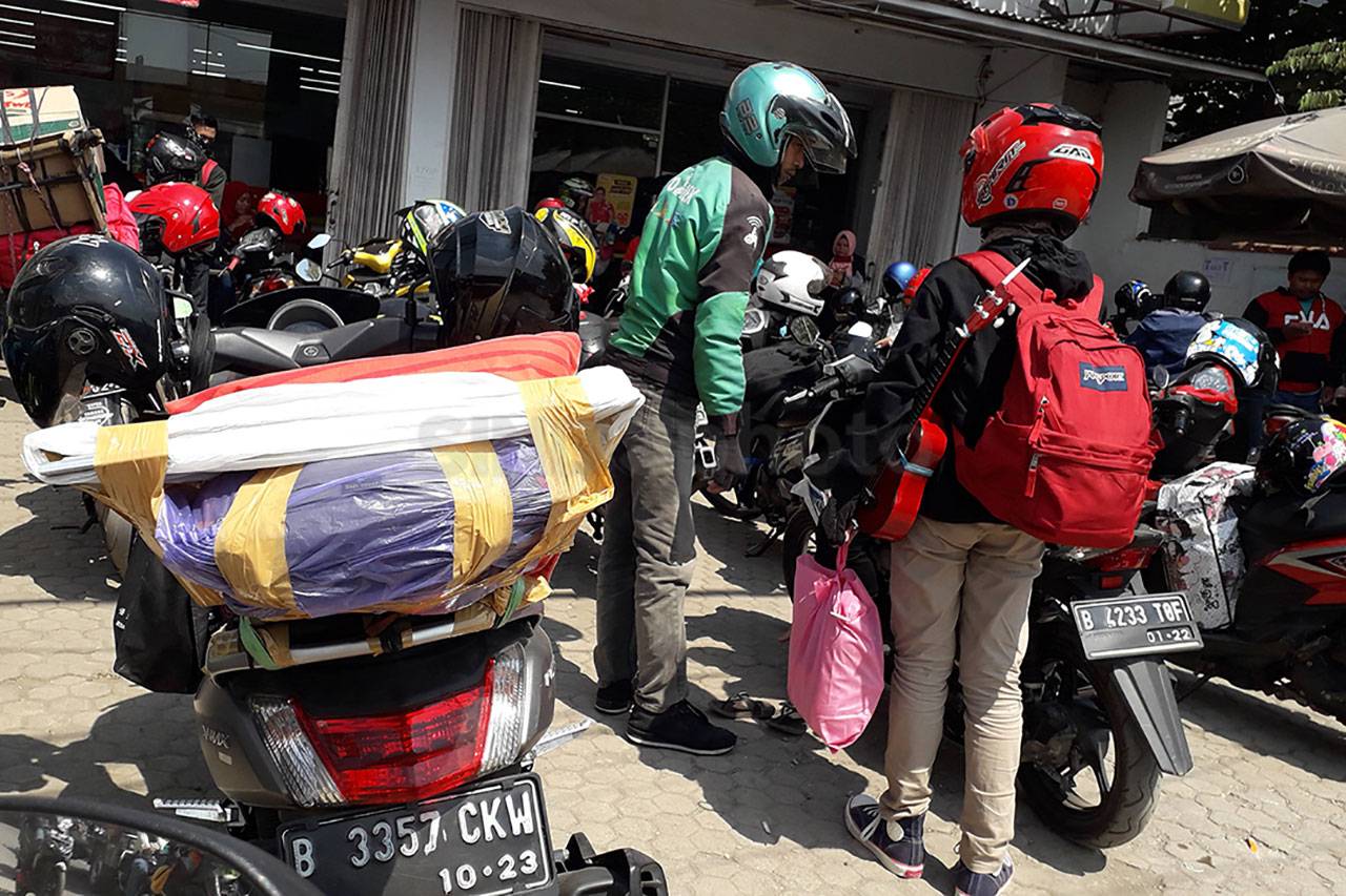 Kerupuk Hingga Payung...