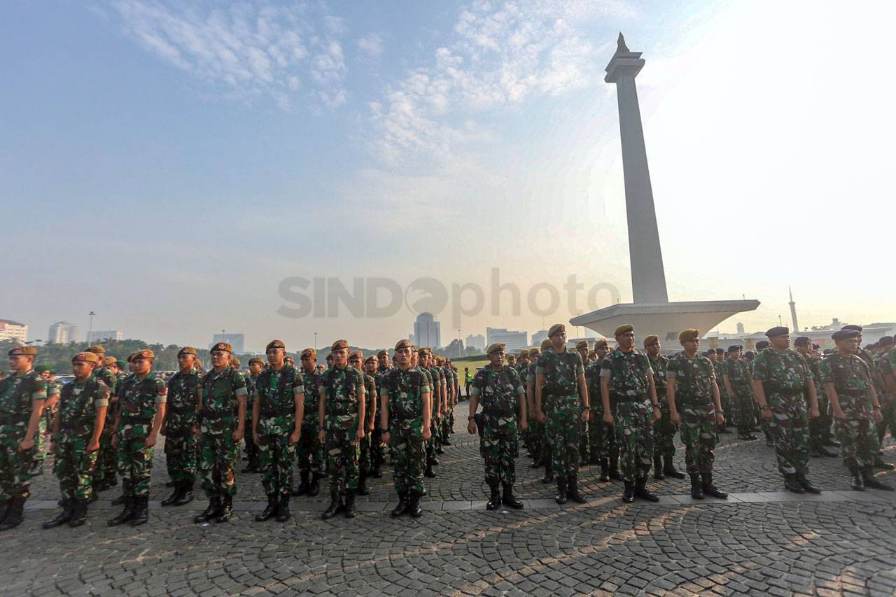 Polri-TNI Gelar Apel...