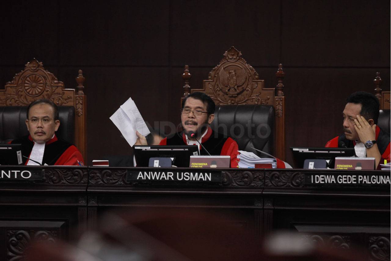 MK Gelar Sidang Perdana...