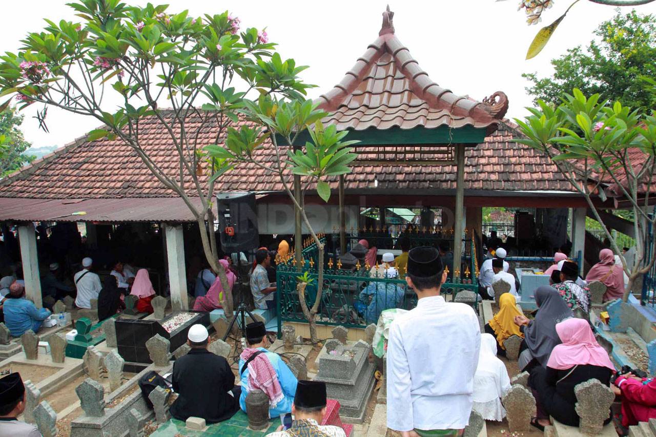 Ribuan Umat Islam Hadiri...