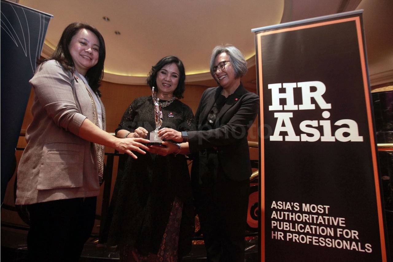 Bank DBS Indonesia Raih...