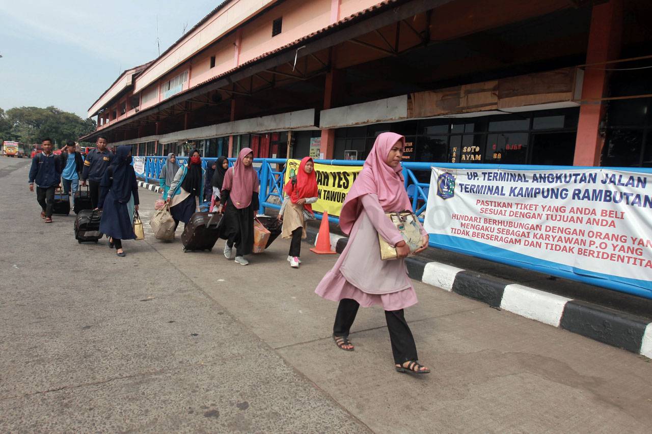 Arus Balik di Terminal...
