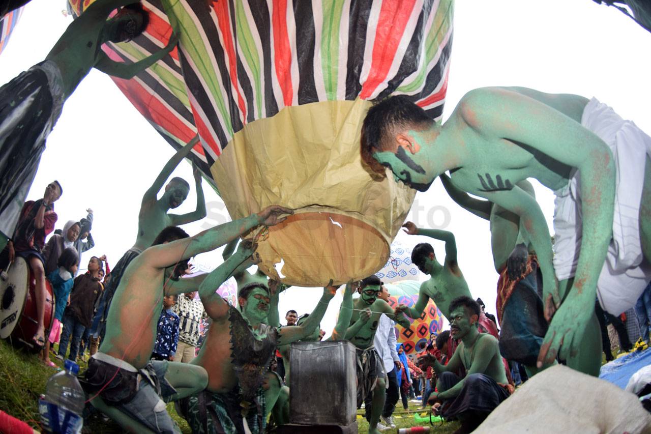 Meriahnya Festival Balon...