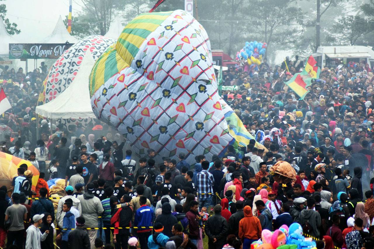 Meriahnya Festival Balon...