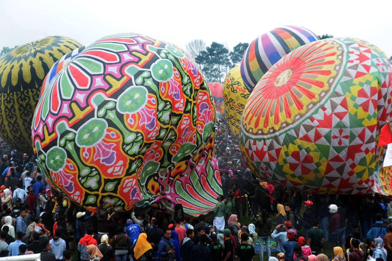 Meriahnya Festival Balon...