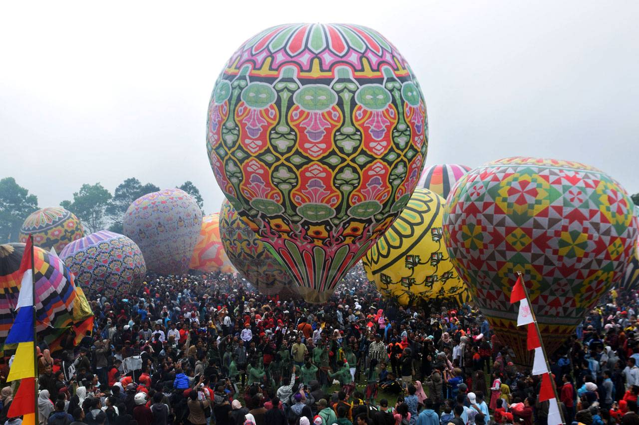 Meriahnya Festival Balon...