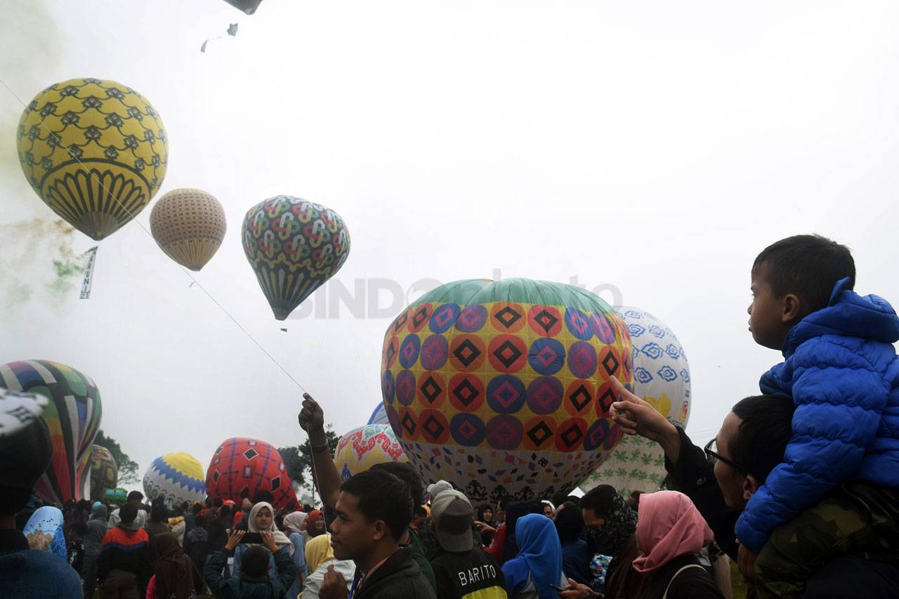 Meriahnya Festival Balon...