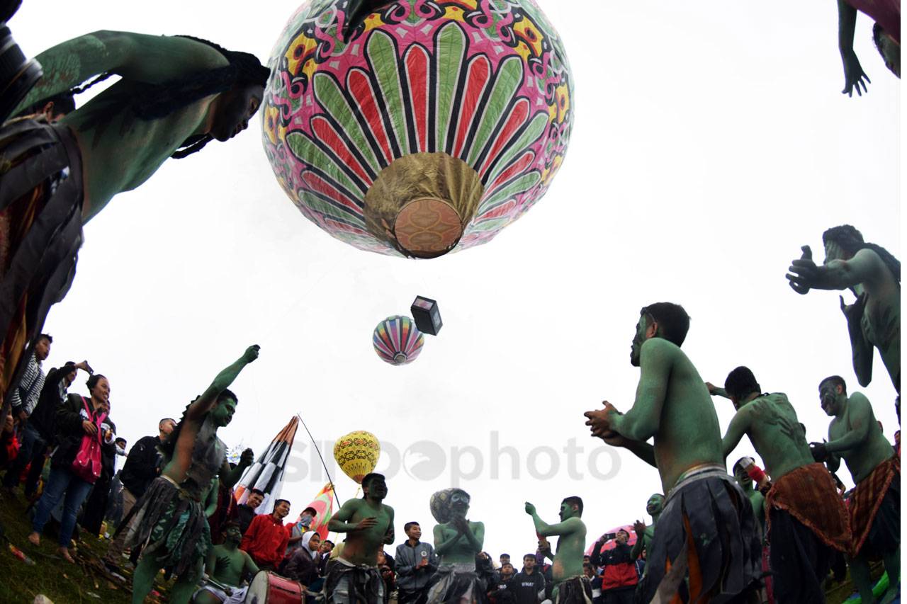 Meriahnya Festival Balon...