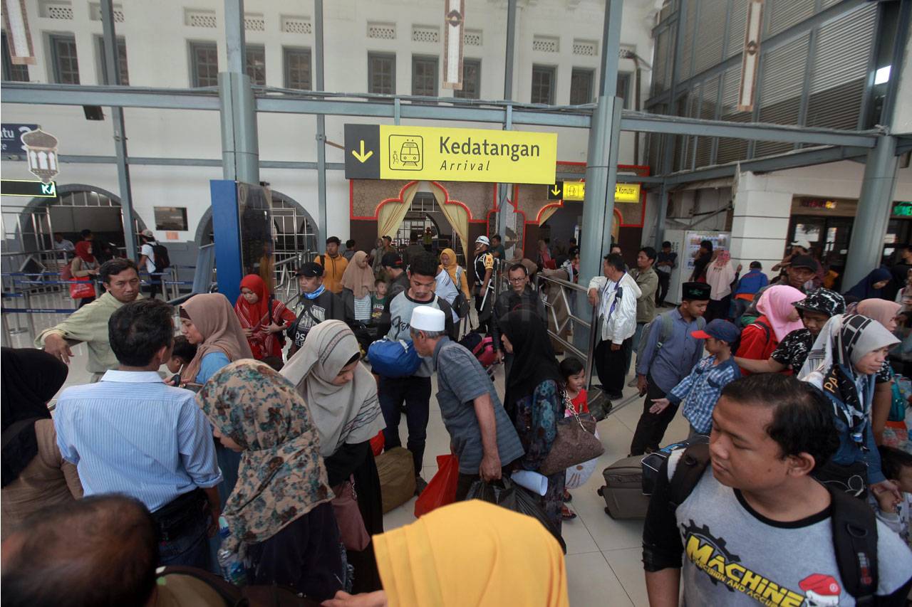 Arus Balik di Stasiun...